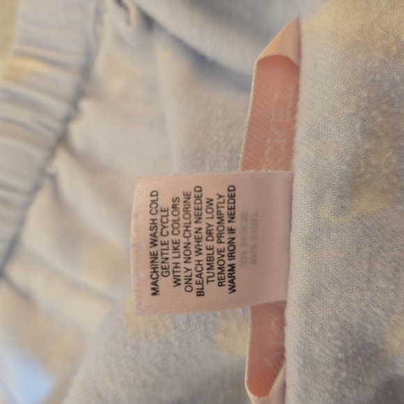 Victoria's Secret Cotton Feather Light Blue White Flannel Pajama Set Medium - Picture 6 of 7